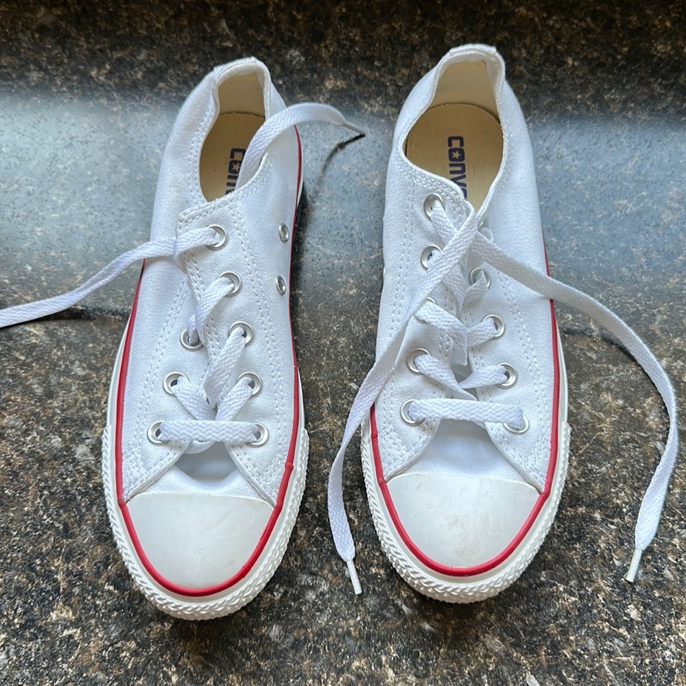 Women’s converse all stars